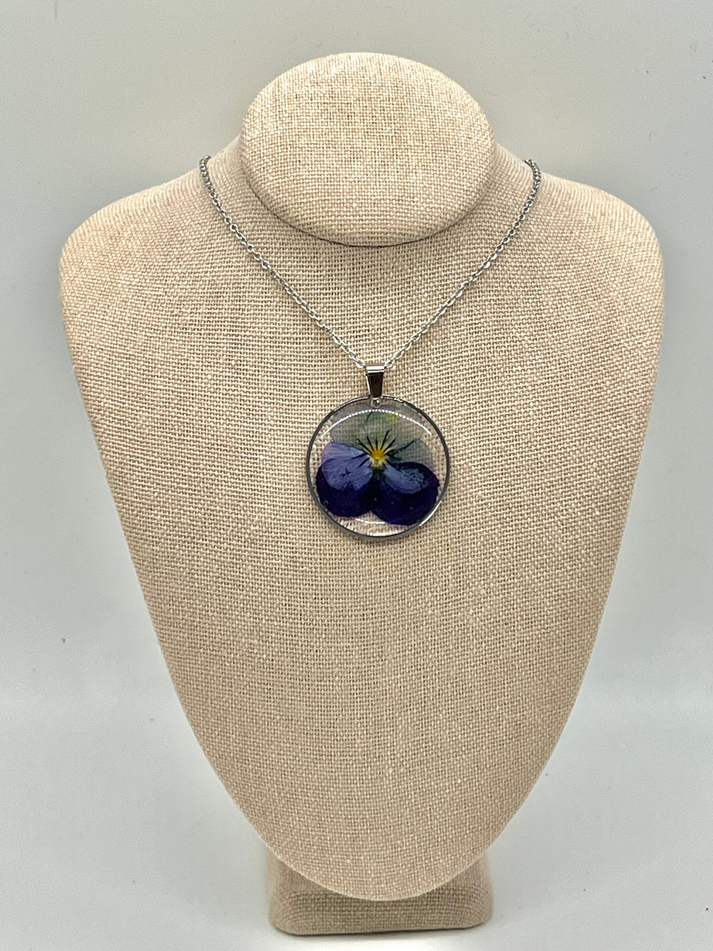 Viola Necklace